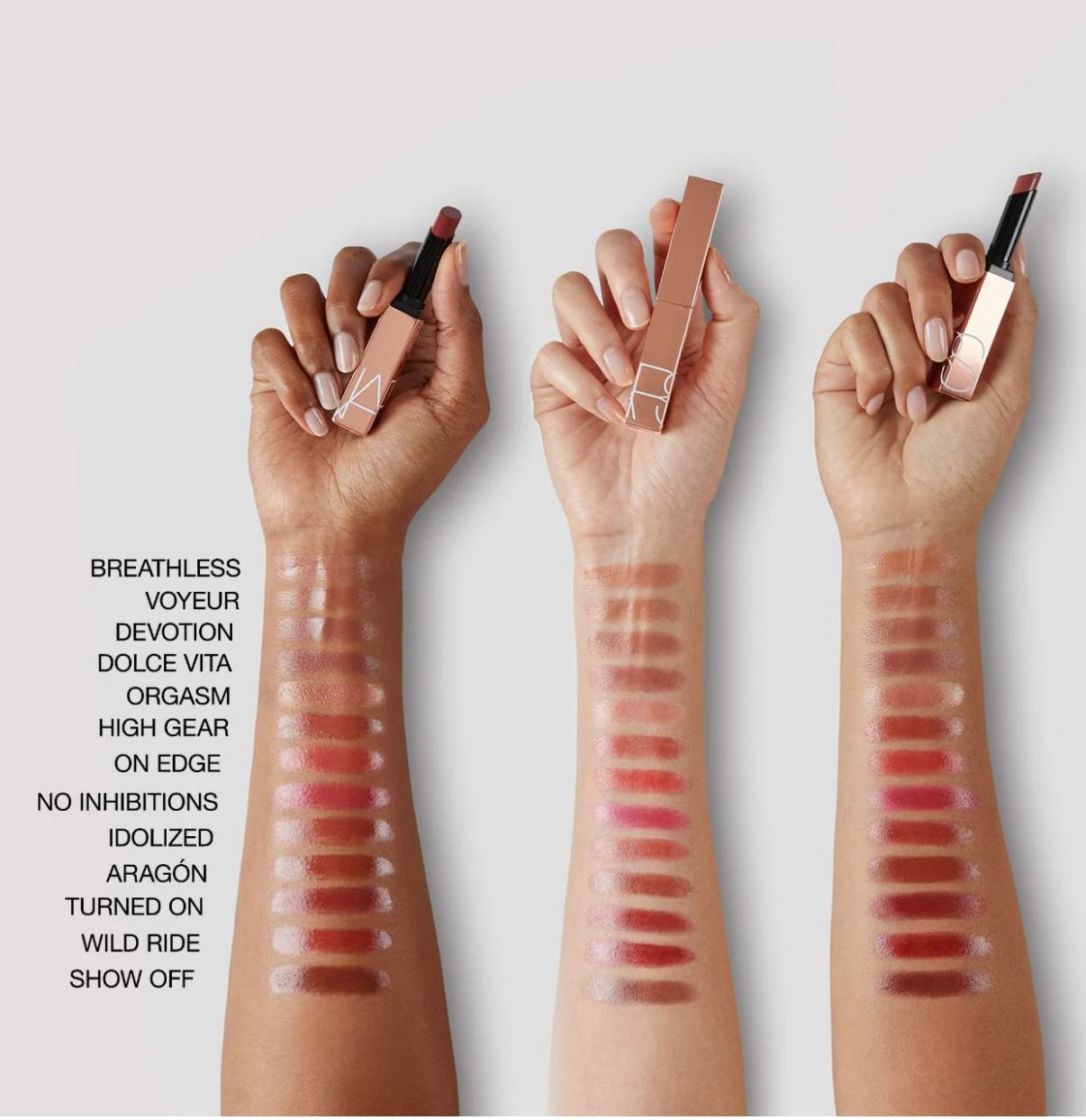 NARS Labial Hidratante con Brillo y Larga Duración
